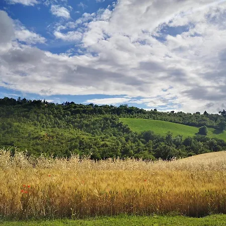 Country House Ca'la Cornacchia Affittacamere Fermignano